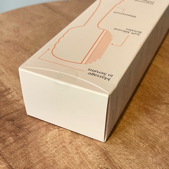 PMD Clean Smart Facial Cleansing Device - Picture 11 of 13